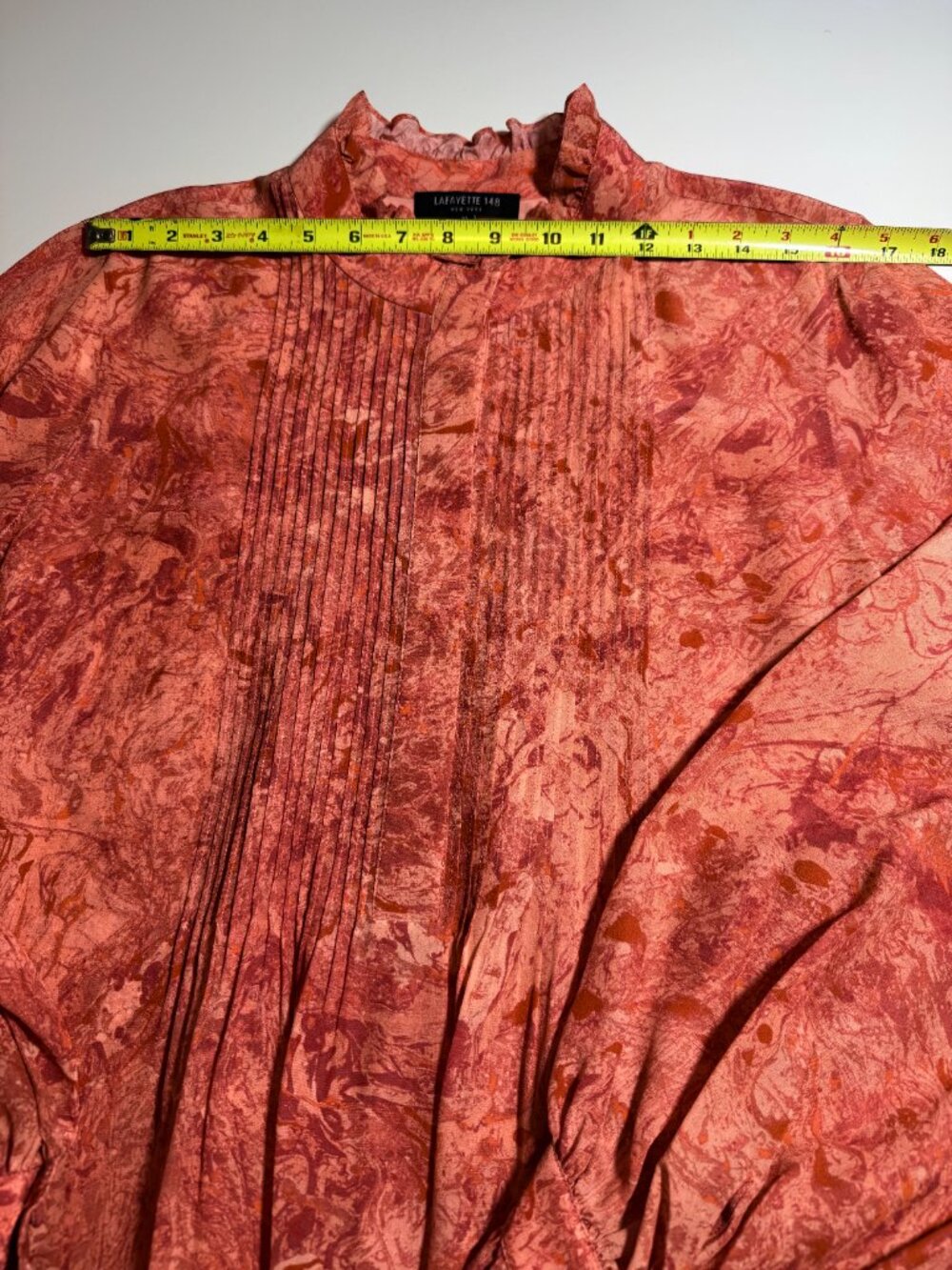 Lafayette 148 New York 100% Silk Blouse Ruffled Bottom Pleated Front and Back XL - Picture 7 of 16